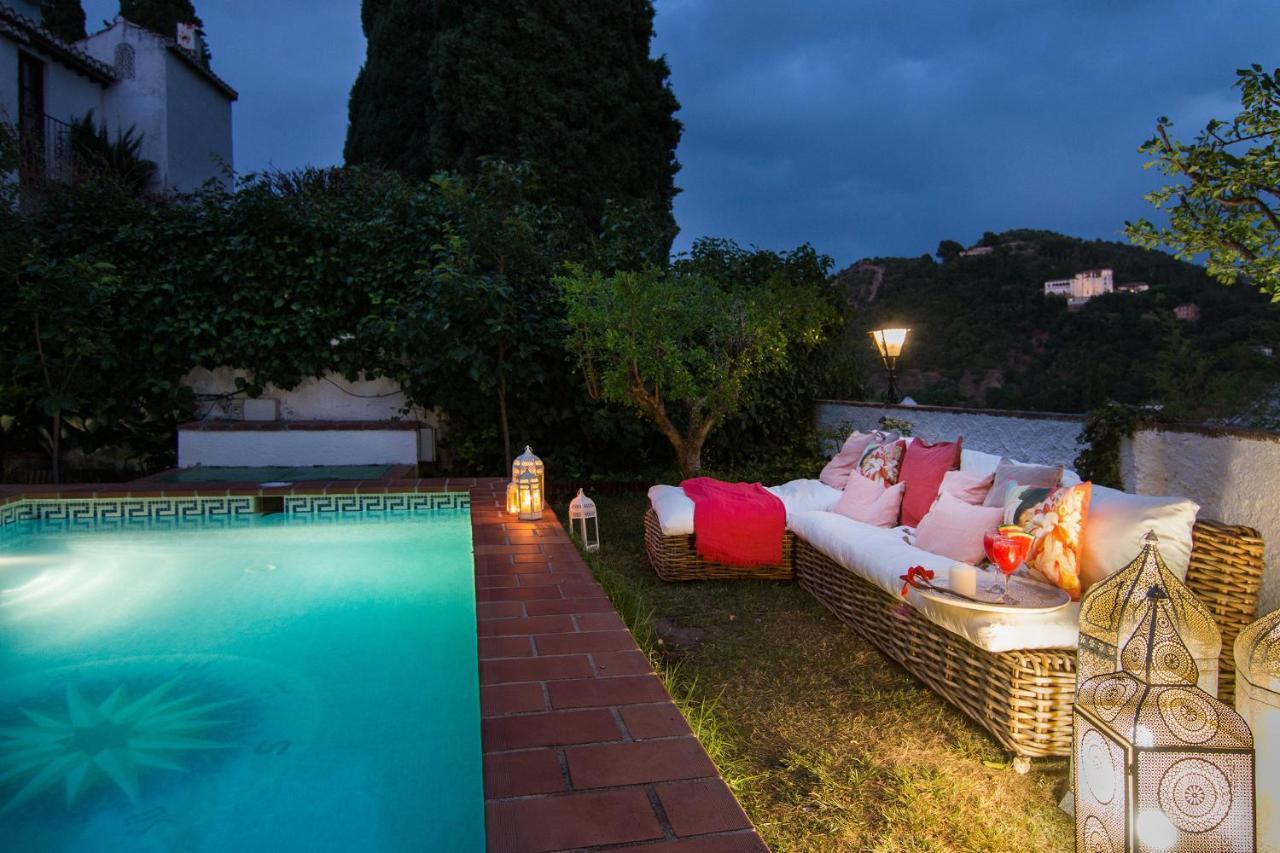 2.5 Million Villa. Magical Sunset. Super Close To Everything. 5br, 4ba, Pool, A/c+heating Appartamento Granada