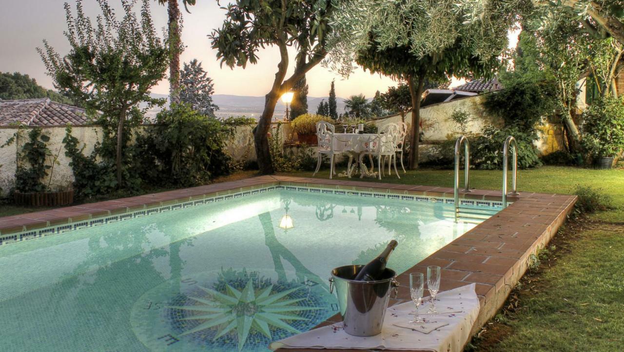 Appartamento 2.5 Million Villa. Magical Sunset. Super Close To Everything. 5br, 4ba, Pool, A/c+heating